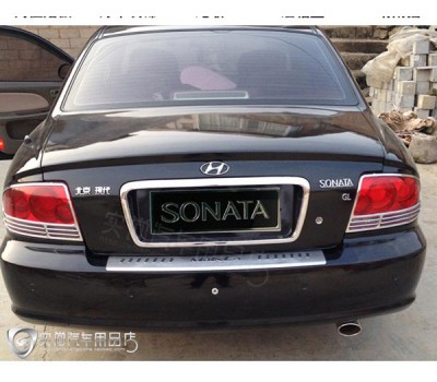 Накладка на задний бампер Hyundai Sonata EF